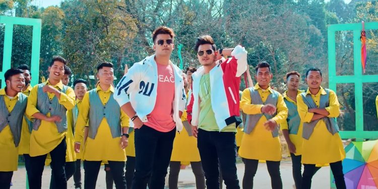 मोडल सकिको पछि लागे अभिनेता द्वय आकाश र पुष्प