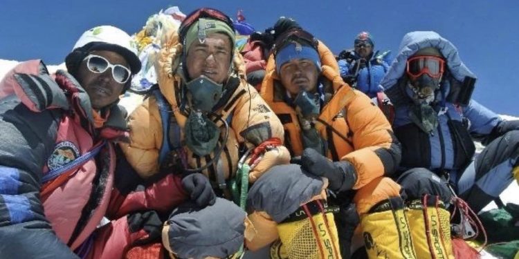 अभिनेता सुदर्शन गौतमले १० वर्षपछि खुलाए सगरमाथा आरोहण गर्दाको घटना