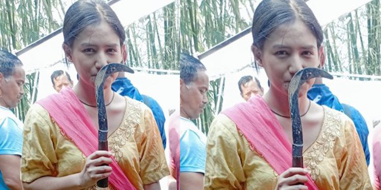 गाउकी साधारण महिलाको चरित्रमा अभिनेत्री मालिका महत (भिडियो)