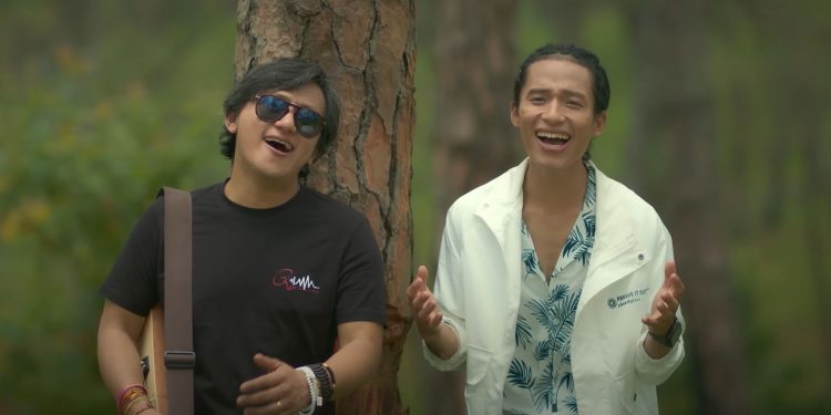 गूरु राजु लामा र चेला करण राईले गीत मार्फत दिए धन्यवाद