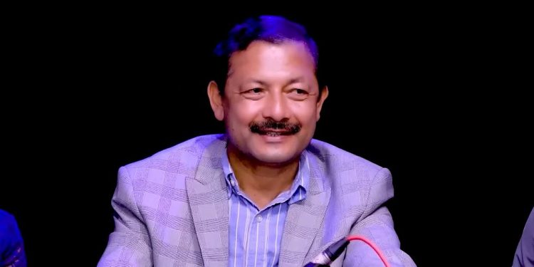 एकल साँझमा गुञ्जदै गायक तथा संगीतकार नारायण रायमाझी