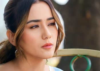 ऐँचो पैँचो ट्रेलर: राजनैतिक प्रतिशोध साँध्ने स्वस्तिमा खड्का