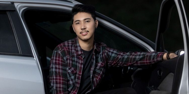 चलचित्र दुइ कदम बाट डेब्यू गर्दै इओन लिम्बु