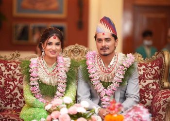 अभिनेता गौरभ पहारीले गरे प्रेमिका श्रेणी खतिवडासँग इन्गेजमेन्ट