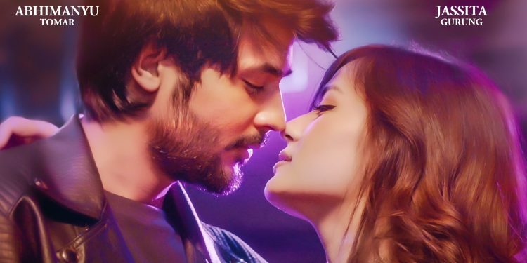 फिल्म ‘हनी बनी’ फर्स्टलुक, भारतीय मोडलसँग रोमान्टिक जसिता गुरुङ