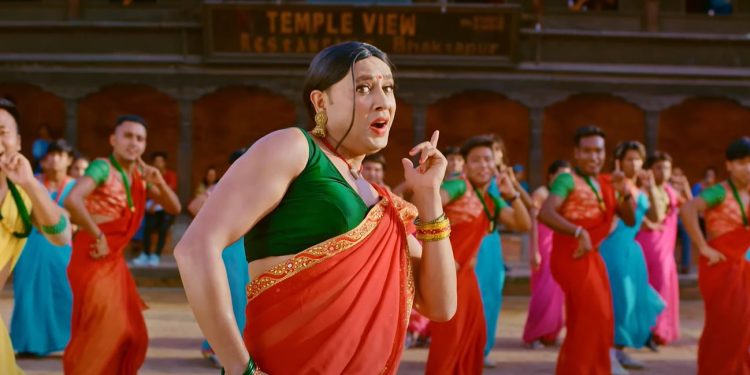 तेश्रोलिंगीको अवतारमा दुर्गा बनेर नाच्दा दुर्गेश थापा ट्रेण्डिङ्गमा