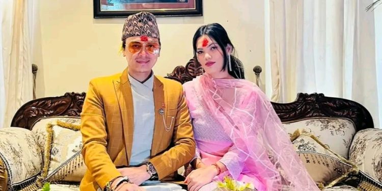 अभिनेता पल शाहले परिवारसंग यसरी मनाए दशैं