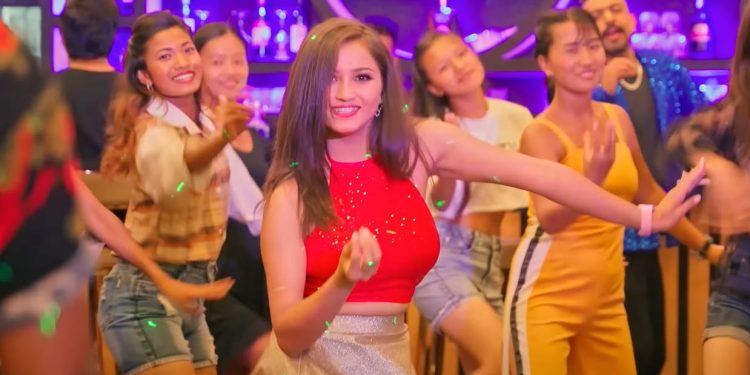 गीता ढुंगानाले ठुम्का हानेको ‘१८ कट्यौकी कटिनौं’ गीतलाई १ करोड