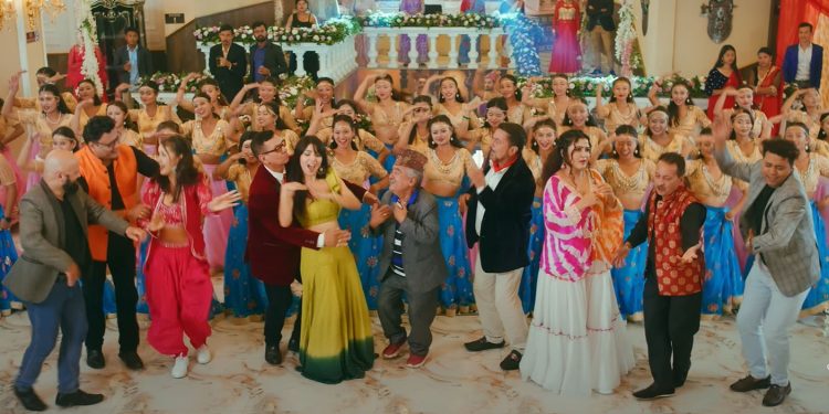 ‘उपहार’ को गीत सार्वजनिक, फिल्मका मुख्य कलाकारहरुको रमाइलो ठुम्का