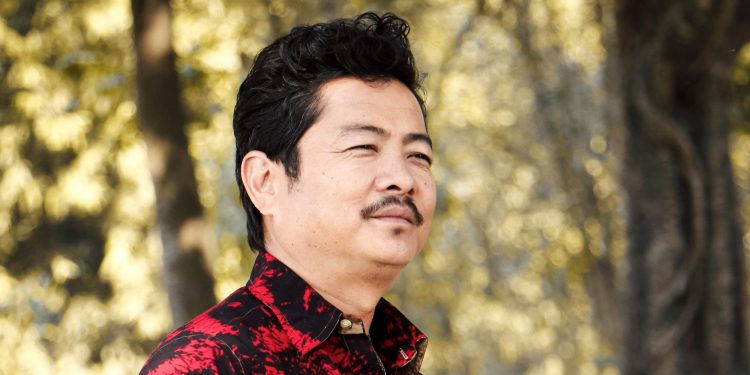 अभिनेता दयाहाङ राई ‘रङ्गेली’मा आफुले गरेको पात्रको विपरीत पक्षमा किन ?