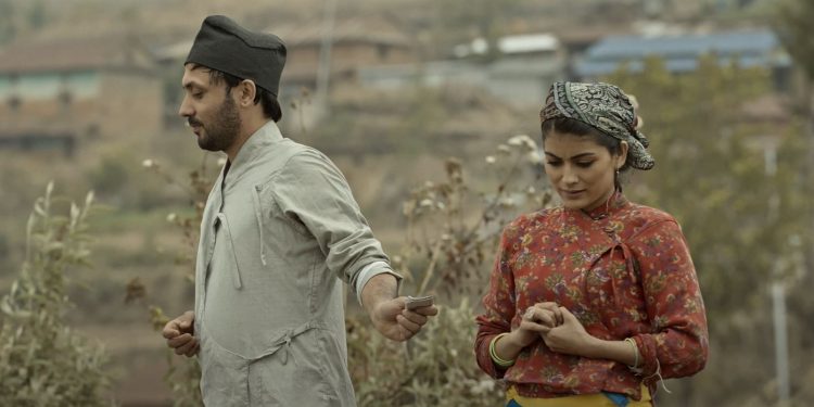 तुलसीको ‘काठमाण्डौमा’ उनीसंगै रोशनी कार्की