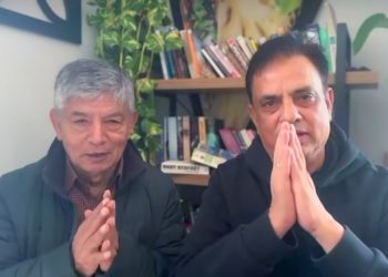 केहि दिनदेखी विवादमा मुछिएका ‘मह जोडि’ले माफी मागे