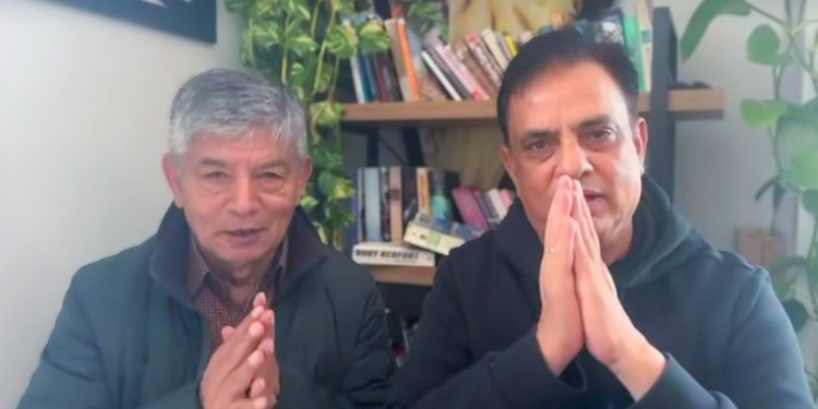 केहि दिनदेखी विवादमा मुछिएका ‘मह जोडि’ले माफी मागे