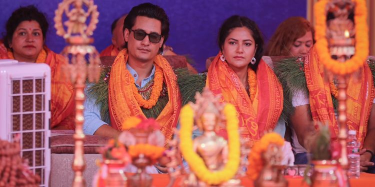 पशुपतिको ‘कोटीहोम महायज्ञ’मा वर्षा सिवाकोटी र अमर प्रताप श्रेष्ठ