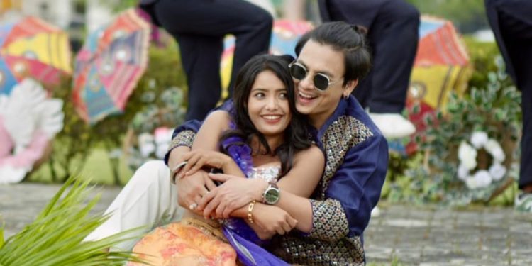 बद्री पंगेनी र रचना रिमालको मगमग बासना, पल शाह र  विश्वकर्मा फिचर्ड