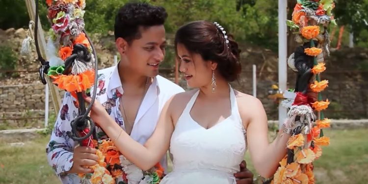 गीतकार डब्बु क्षत्रीको ‘तिमीसँग बोल्न मन लाग्यो’मा यसराज र शर्मिला