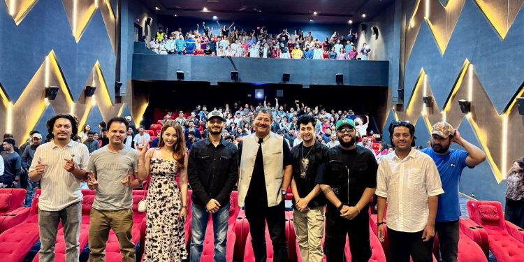 काठमाण्डौ बाहिरका दर्शक भेट्ने तयारीमा ‘ऊनको स्वीटर’ टीम, कहाँ कहाँ पुग्दैछन् कलाकार ?