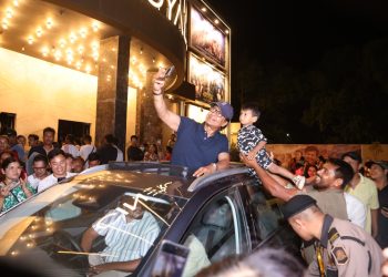 देश दौडाहामा ‘महानायक’: उनको यात्राले दिने सन्देश के हो?