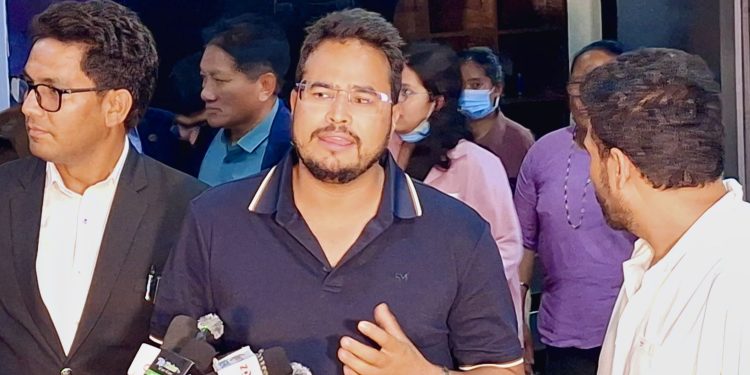 सांसद ज्ञानेन्द्र शाही भन्छन्: ‘महाभोज’ले संसदमा बोल्न पुनः प्रेरित गरायो