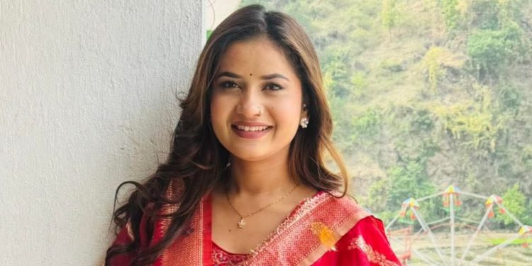 एलिना चौहानले ‘कमेन्टको अत्याचार धेरै भयो’ भन्दै अभद्र कमेन्ट गर्नेको फोटो सार्वजनिक