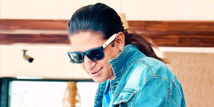 अनिल सिंह भन्छन्, ‘म्युजिक नेपाल र म्युजिक डटकमले मलाई मर्न बाध्य बनाउँदैछन्’