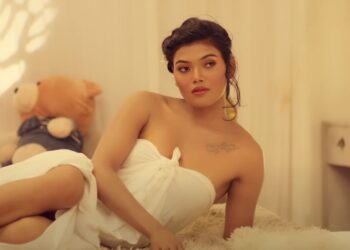 ‘बिस्ताराले पोल्यो’को दोश्रो भाग ‘खान्याइदेऊ पनि’ सार्वजनिक, पुनः बोल्ड देखिईन् संचिता बोलाखे