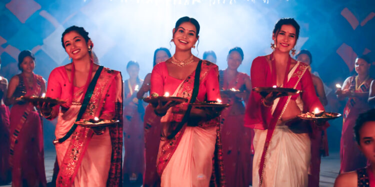 अन्जली अधिकारी, बिना राउत र जुना कार्कीको ‘कतिमा राम्री’मा ठुम्का