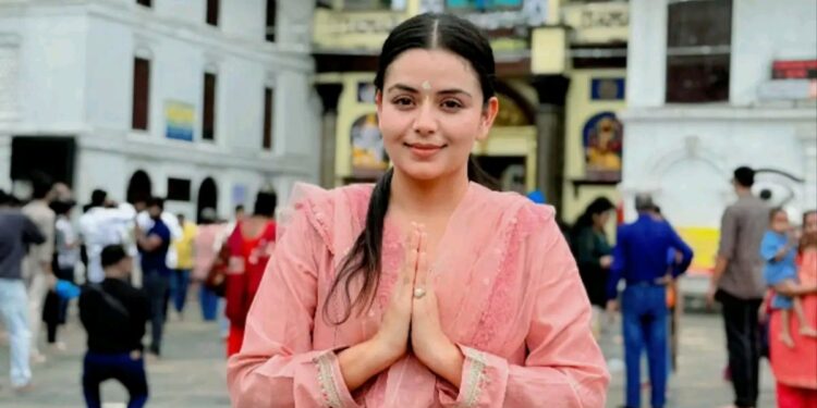 आफ्नो जन्मदिनमा अभिनेत्री निता ढुंगाना भन्छिन् – ‘जन्मभूमि सुरक्षित रहोस्’