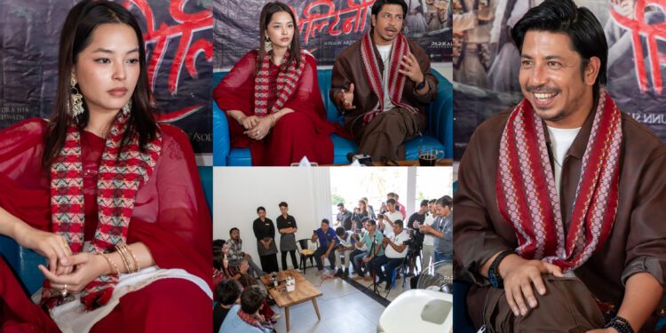 ‘सोल्टिनी’को इटहरीमा पत्रकार भेटघाट, परीक्षाले गरिन् प्रकाशको खुलेर तारिफ