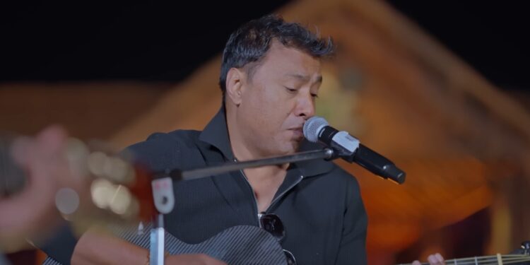 दीपक बज्राचार्यको सांगीतिक पुनरागमन: ‘आउटडोर सेसन’ मार्फत फेरि दर्शक माझ आउँदै