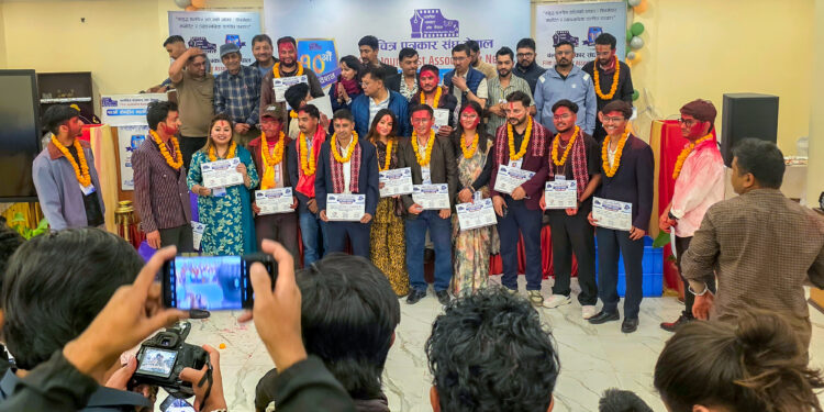 नयाँ अनुहारहरू सहित चलचित्र पत्रकार संघको नेतृत्वमा फेरि समीर बलामी