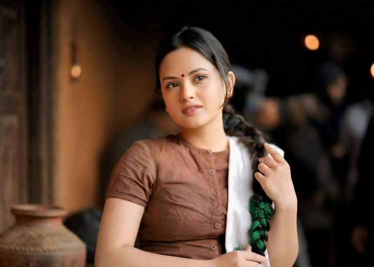 टिकटक र मोडलिङमा जमेकी प्रशंसा अब ‘चिरञ्जीवी भवः’ बाट फिल्ममा डेब्यु गर्दै