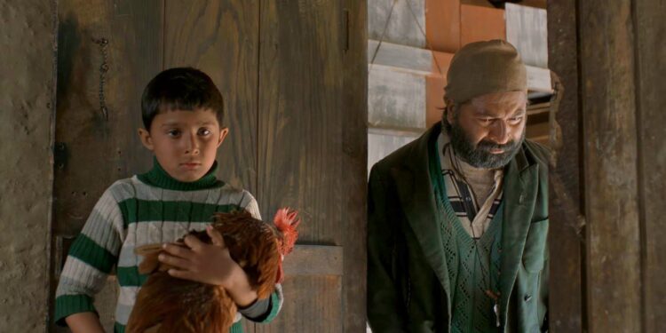 रोल नं १ को मार्मिक टिजर: गाँस काटेर छोरा पढाउने बाबुको पीडा