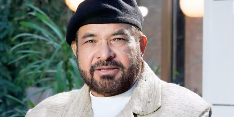 निर्देशक तुलसी घिमिरेलाई १३ वर्ष पुरानो फाइल ब्युँताउँदै सरकारले मानार्थ नागरिकता दिने